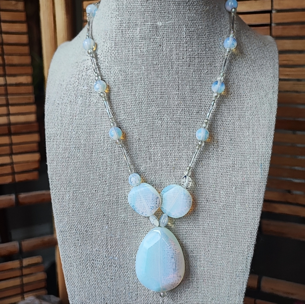 Blue Opalite Opaline Glass Y Design Necklace Silver Tone Barrel Clasp Artisan - Picture 4 of 9